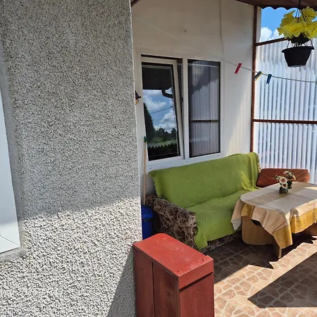 Dom Bursztynek - Murowany ロッジ *